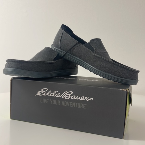 Brand new men’s Eddie Bauer slip on shoes. Full cushioned footbed. main image 10